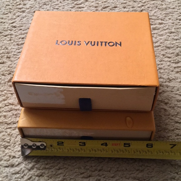 Used boxes 📦 - Picture 5 of 8